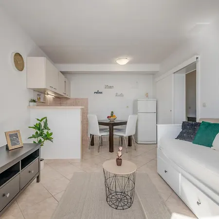 Apartment Beach Σπλιτ