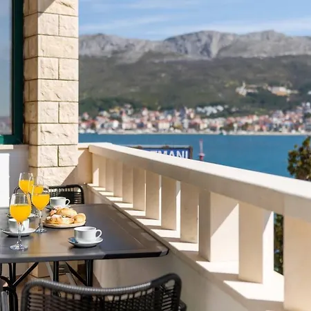 Apartment Beach アパート